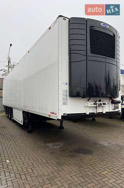 Рефрижератор напівпричіп Schmitz Cargobull SCB S3B 2015 в Вінниці