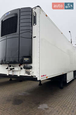 Рефрижератор напівпричіп Schmitz Cargobull SCB S3B 2015 в Вінниці
