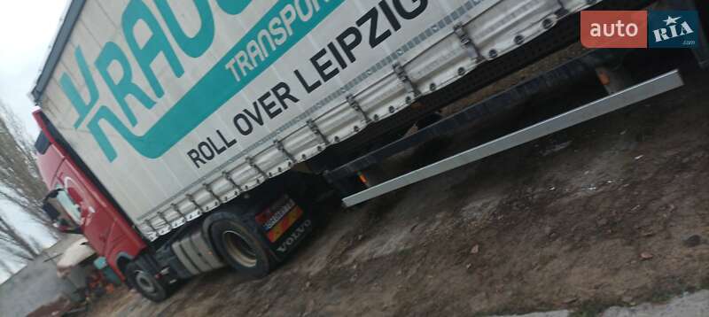 Тентований борт (штора) - напівпричіп Schmitz Cargobull SCB S3T 2015 в Білгороді-Дністровському фото 12 Тентований борт (штора) - напівпричіп Schmitz Cargobull SCB S3T 2015 в Білгороді-Дністровському