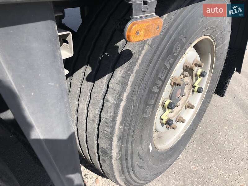 Рефрижератор напівпричіп Schmitz Cargobull SCB S3T 2011 в Києві