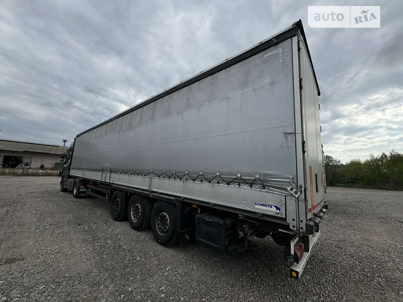 Тентованный борт (штора) - полуприцеп Schmitz Cargobull SCB S3T 2015 в 