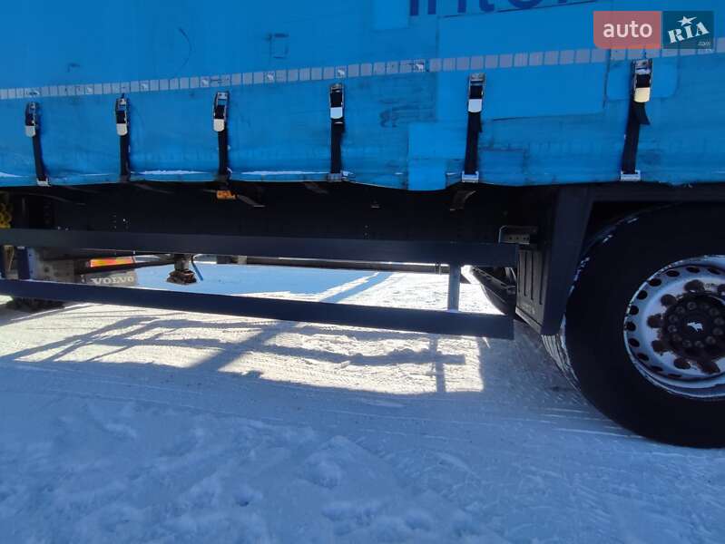 Тентований борт (штора) - напівпричіп Schmitz Cargobull SCB S3T 2015 в Києві