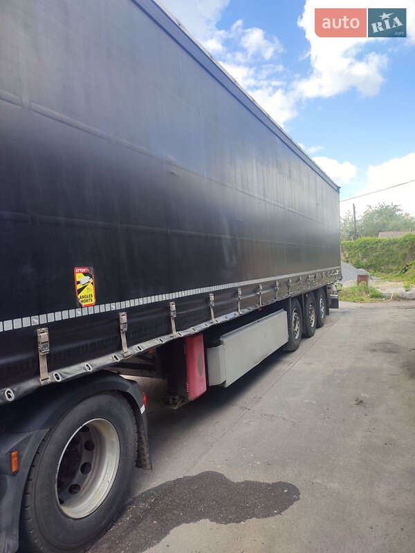 Тентований борт (штора) - напівпричіп Schmitz Cargobull SCB S3T 2015 в Нетішині
