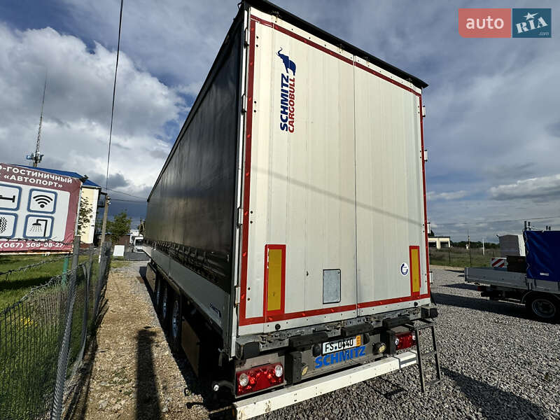 Тентованный борт (штора) - полуприцеп Schmitz Cargobull SCB S3T 2015 в Виннице