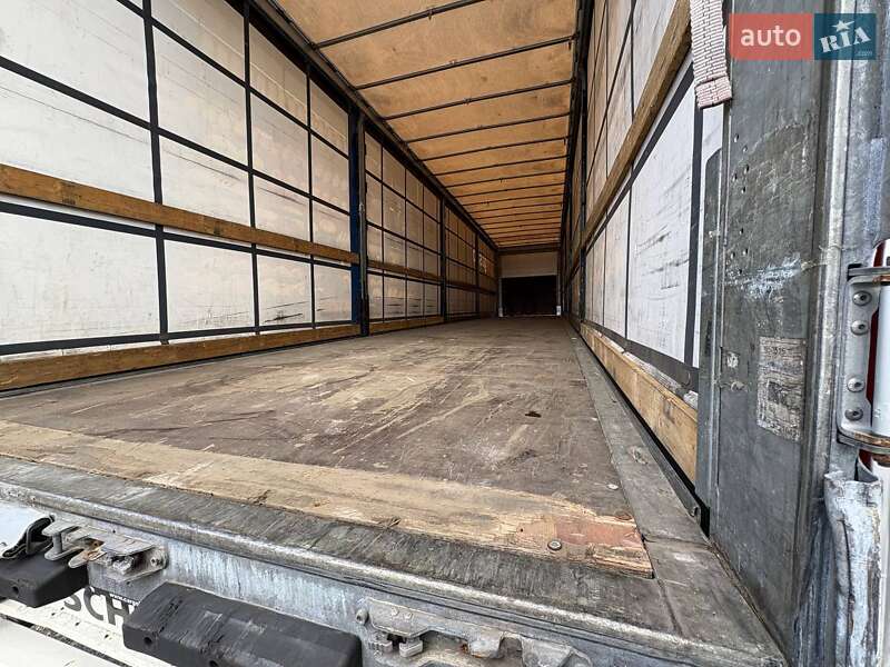 Тентований борт (штора) - напівпричіп Schmitz Cargobull SCB S3T 2016 в Ковелі