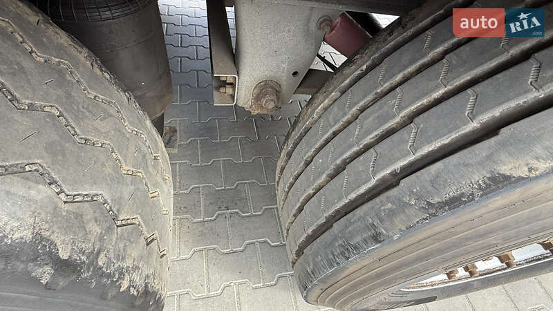 Бортовий напівпричіп Schmitz Cargobull SCB S3T 2015 в Вінниці фото 5 Бортовий напівпричіп Schmitz Cargobull SCB S3T 2015 в Вінниці