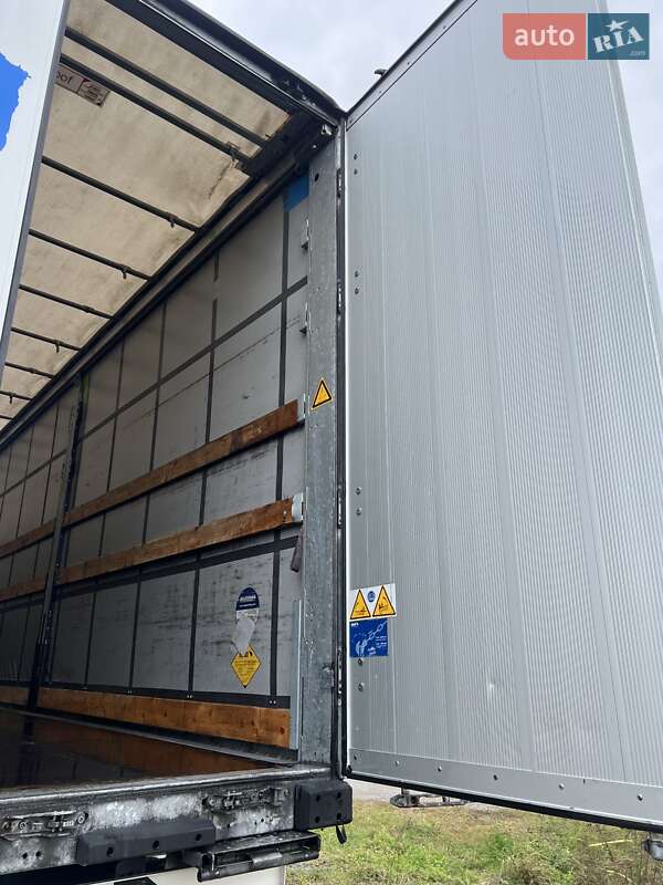 Тентований борт (штора) - напівпричіп Schmitz Cargobull SCB S3T 2019 в Вінниці