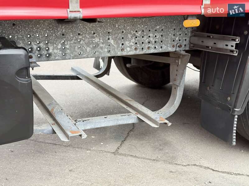 Тентованный борт (штора) - полуприцеп Schmitz Cargobull SCB S3T 2017 в Ровно