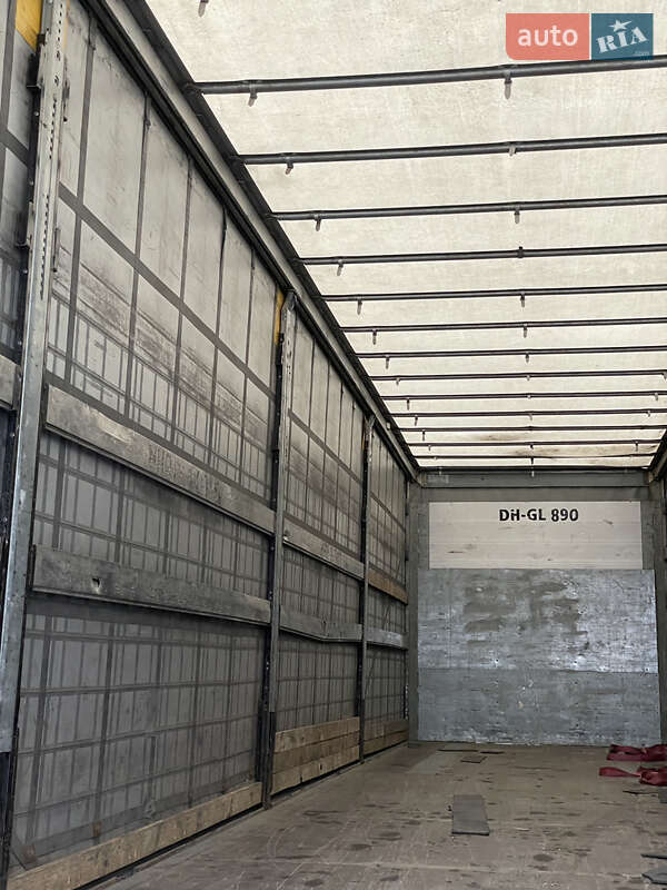 Тентованный борт (штора) - полуприцеп Schmitz Cargobull SCB S3T 2013 в Киеве