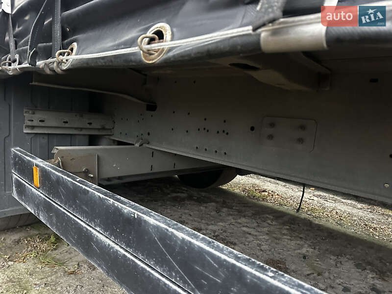 Тентованный борт (штора) - полуприцеп Schmitz Cargobull SCB S3T 2013 в Луцке