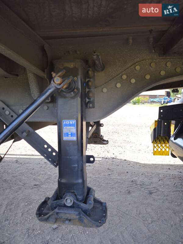 Тентованный борт (штора) - полуприцеп Schmitz Cargobull SCB S3T 2017 в Шептицькому