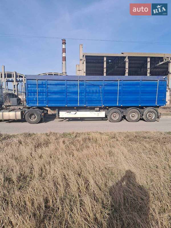 Самосвал полуприцеп Schmitz Cargobull SCF 2005 в Виннице