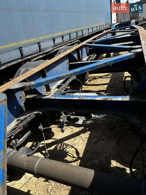 Контейнеровоз напівпричіп Schmitz Cargobull SCF 2013 в Луцьку