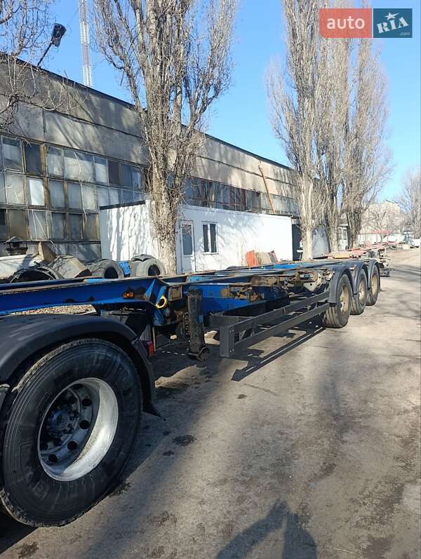 Контейнеровоз Schmitz Cargobull SCF 2004 в Одессе