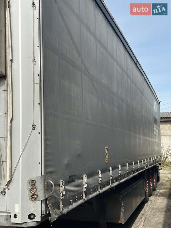 Бортовой полуприцеп Schmitz Cargobull Schutz 2012 в Сарнах