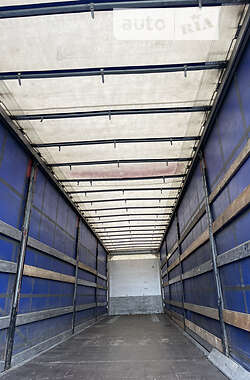 Тентований борт (штора) - напівпричіп Schmitz Cargobull SCS 24/L 2012 в Хусті