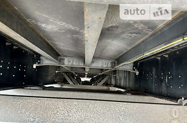 Тентований борт (штора) - напівпричіп Schmitz Cargobull SCS 24/L 2013 в Хусті