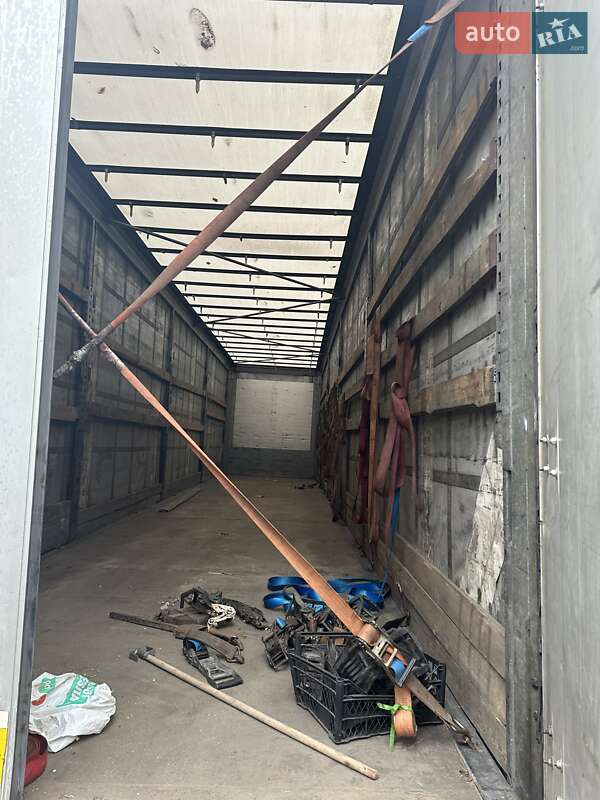 Тентований борт (штора) - напівпричіп Schmitz Cargobull SCS 24/L 2010 в Іванкові