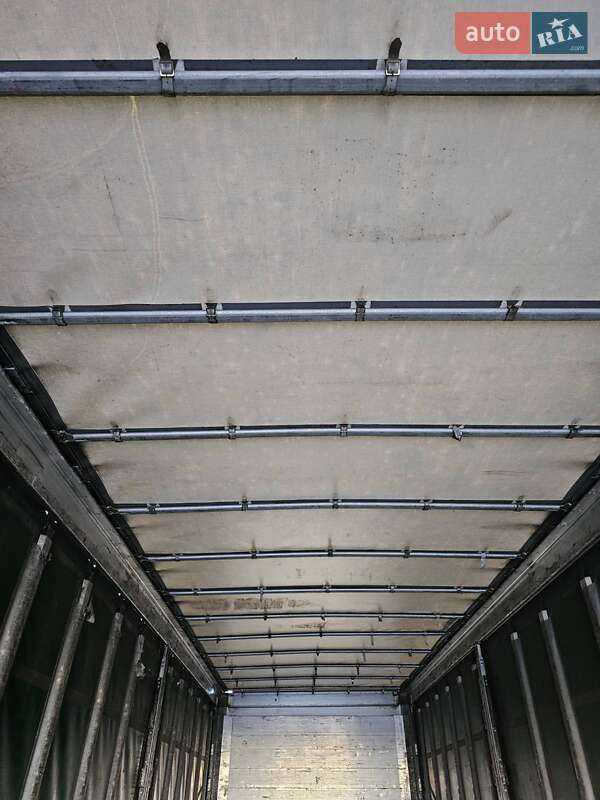 Тентованный борт (штора) - полуприцеп Schmitz Cargobull SCS 24/L 2014 в Шептицькому