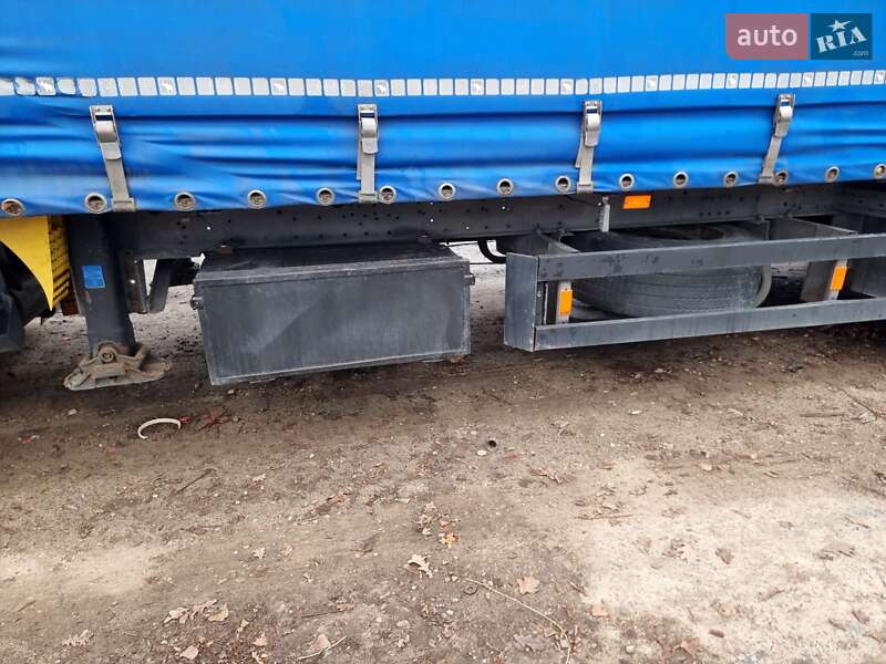 Тентований борт (штора) - напівпричіп Schmitz Cargobull SCS 24/L 2012 в Калуші