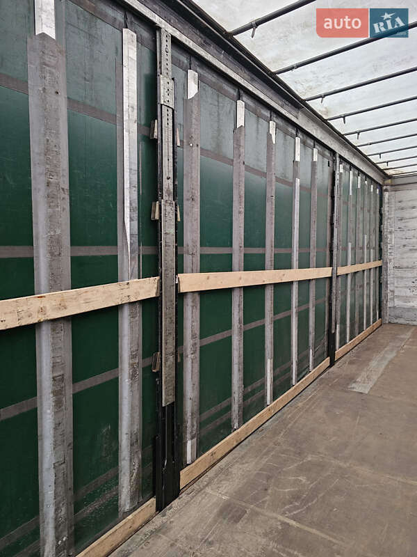 Тентованный борт (штора) - полуприцеп Schmitz Cargobull SCS 24/L 2013 в Шептицькому