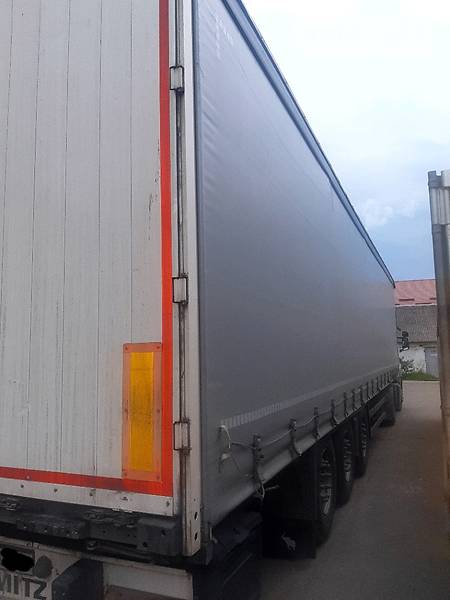 Тентований борт (штора) - напівпричіп Schmitz Cargobull SCS 2007 в Львові
