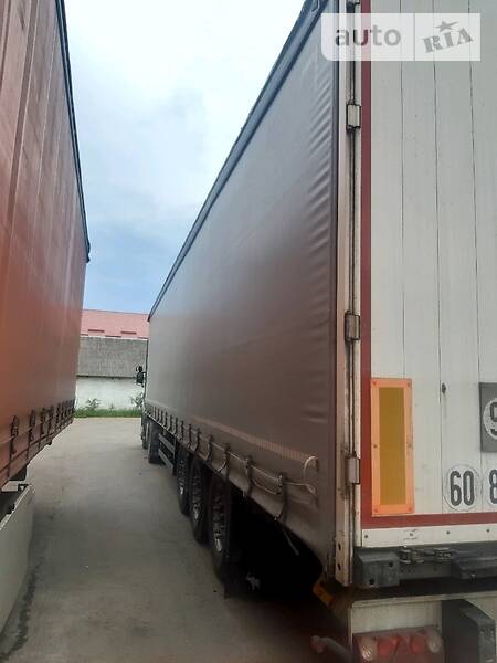 Тентований борт (штора) - напівпричіп Schmitz Cargobull SCS 2007 в Львові