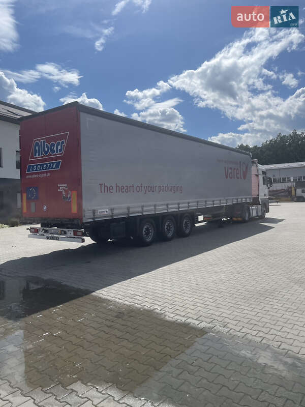 Тентований борт (штора) - напівпричіп Schmitz Cargobull SCS 2017 в Львові