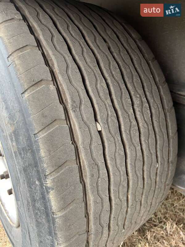 Платформа полуприцеп Schmitz Cargobull SCS 2006 в Луцке