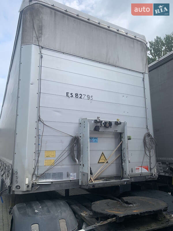 Тентований борт (штора) - напівпричіп Schmitz Cargobull SCS 2014 в Львові