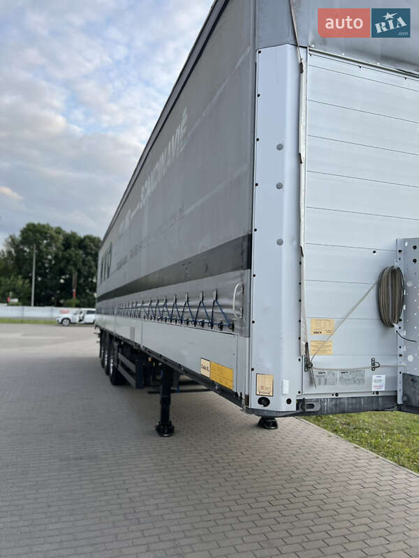 Тентований борт (штора) - напівпричіп Schmitz Cargobull SCS 2010 в Вінниці