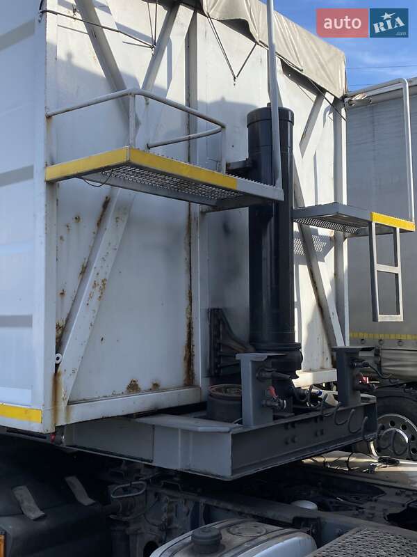 Зерновоз - полуприцеп Schmitz Cargobull SCS 2000 в Ракитном