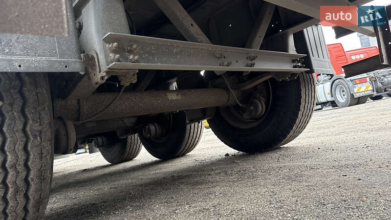 Тентованный борт (штора) - полуприцеп Schmitz Cargobull SCS 2011 в Киеве