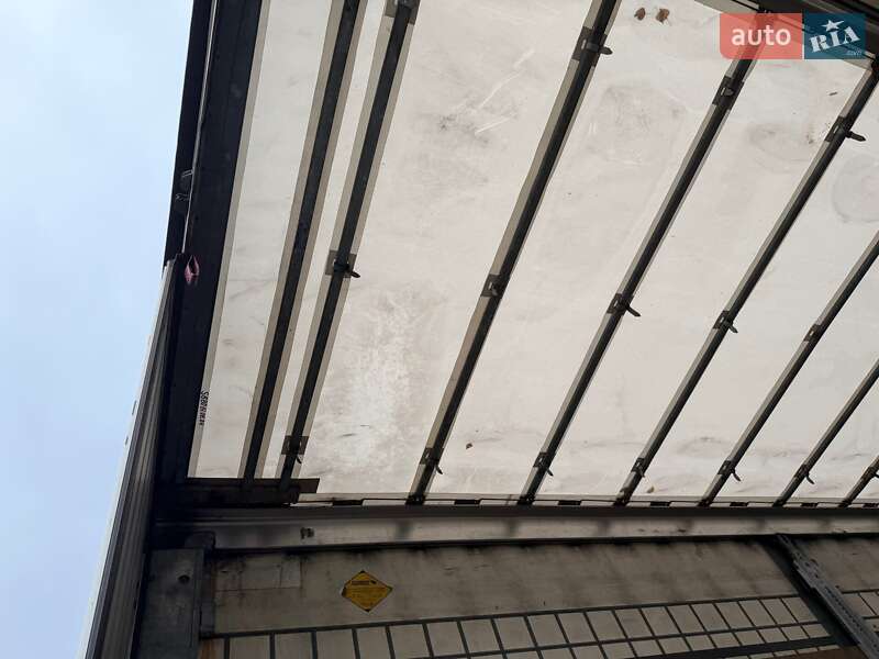 Тентований борт (штора) - напівпричіп Schmitz Cargobull SCS 2018 в Києві