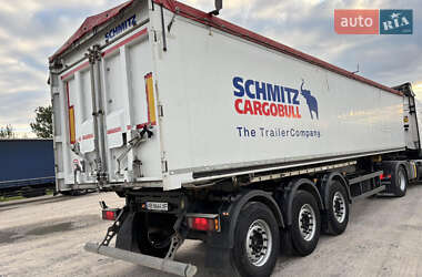 Самосвал полуприцеп Schmitz Cargobull SGF S3 2016 в 