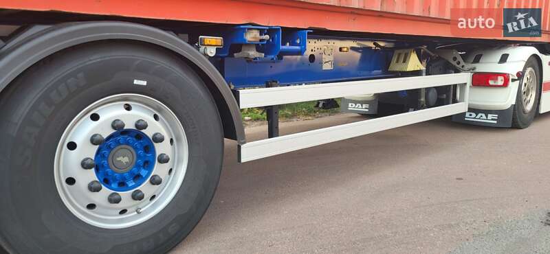 Schmitz Cargobull SGF S3 2013