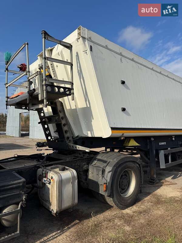 Зерновоз - напівпричіп Schmitz Cargobull SGF S3 2014 в Борисполі