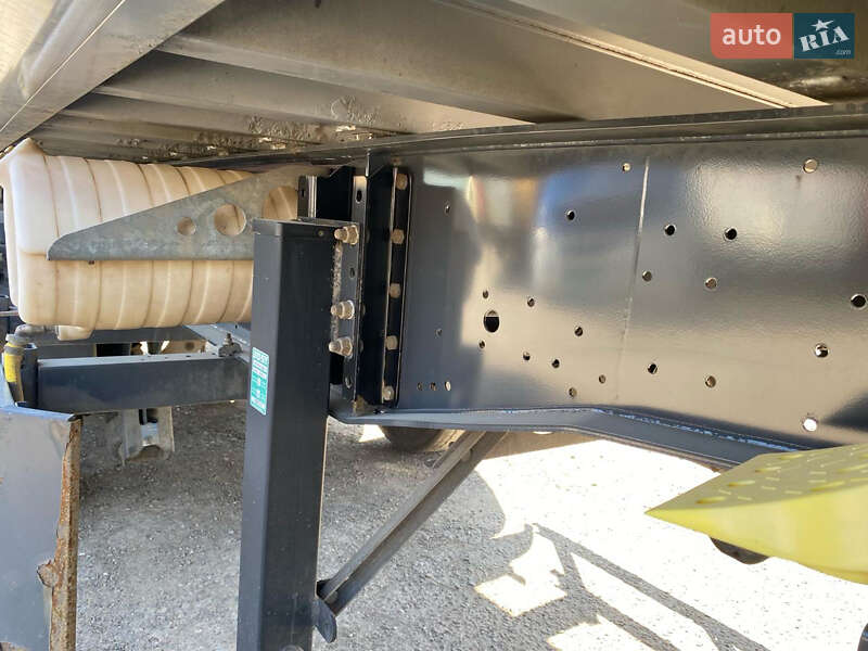 Зерновоз - полуприцеп Schmitz Cargobull SKI 2019 в Черновцах