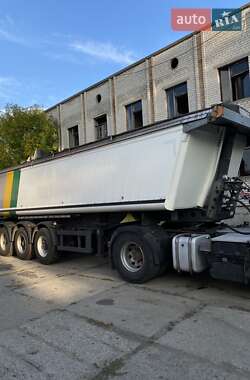 Самосвал полуприцеп Schmitz Cargobull SKI 2011 в 