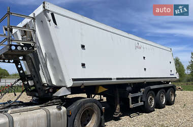 Самосвал полуприцеп Schmitz Cargobull SKI 2006 в 