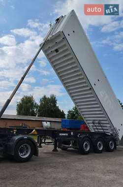 Самосвал полуприцеп Schmitz Cargobull SKI 2012 в 
