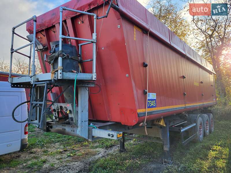 Самосвал полуприцеп Schmitz Cargobull SKI 2005 в Чемеровцах