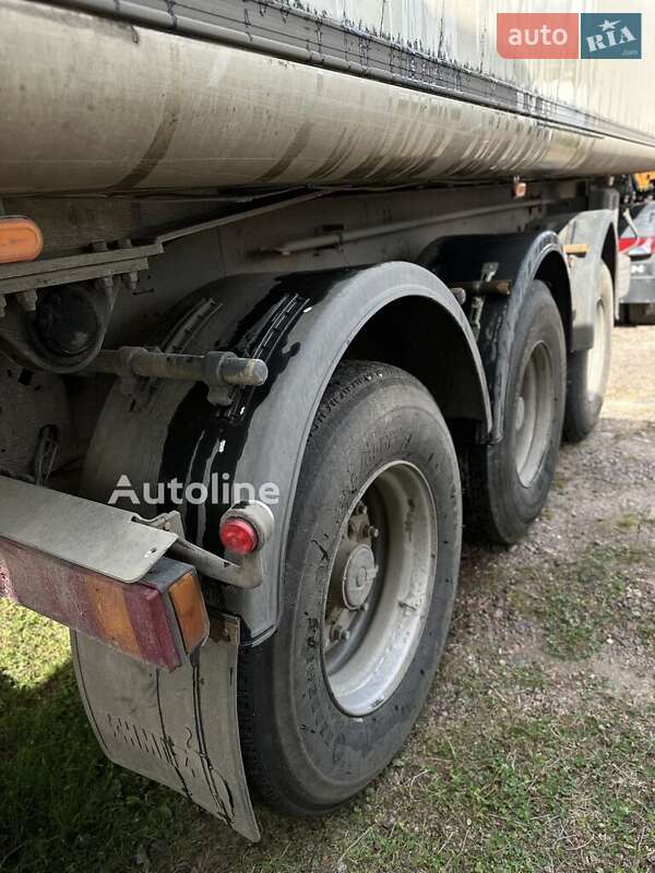 Самоскид напівпричіп Schmitz Cargobull SKI 2008 в Києві