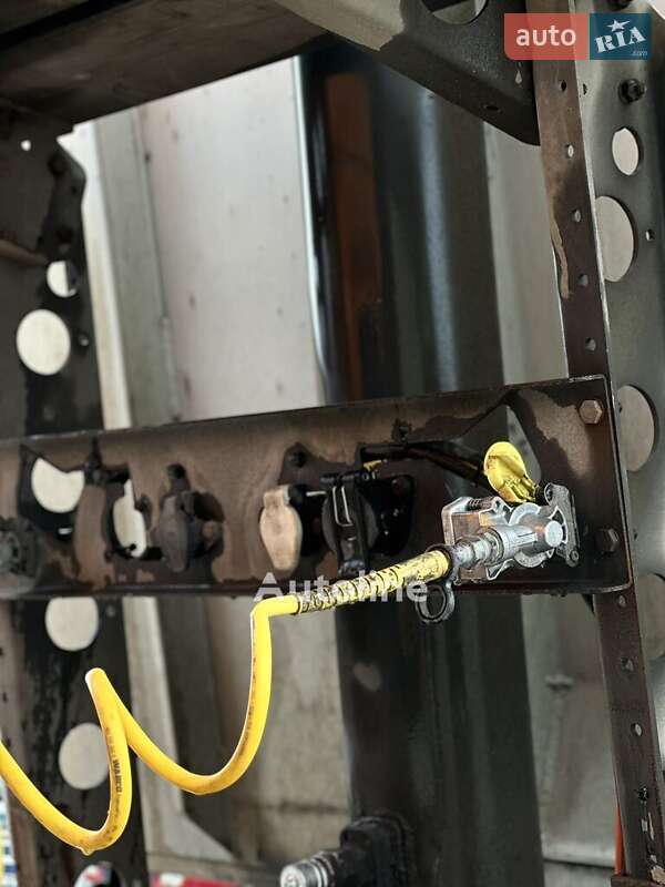 Самоскид напівпричіп Schmitz Cargobull SKI 2008 в Києві