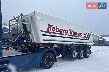 Самоскид напівпричіп Schmitz Cargobull SKI 2009 в Чернівцях