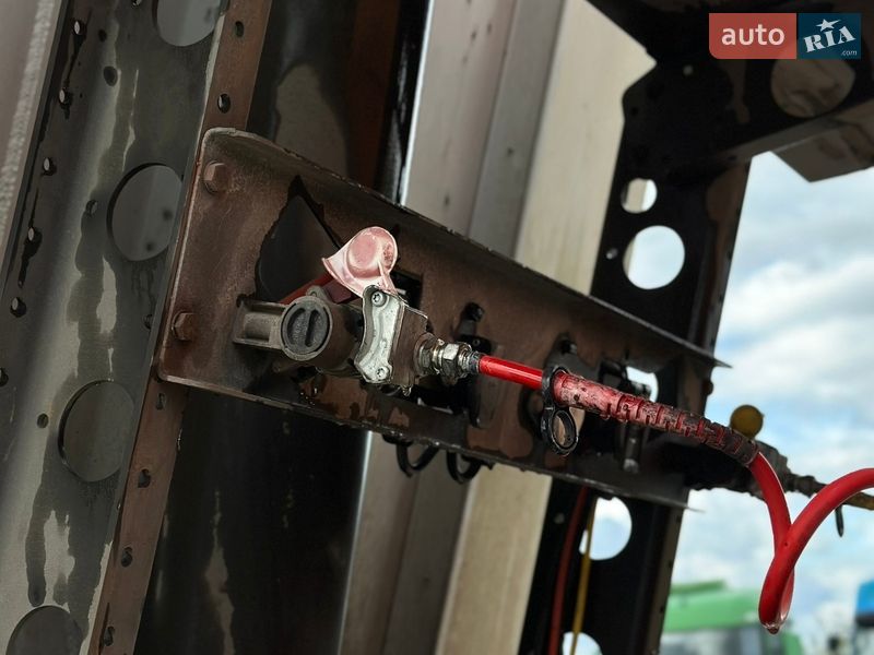 Самоскид напівпричіп Schmitz Cargobull SKI 2008 в Києві