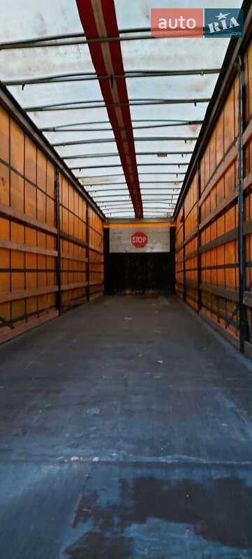 Тентований борт (штора) - напівпричіп Schmitz Cargobull SKO 24 2012 в Запоріжжі