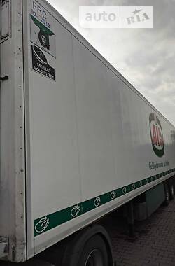 Рефрижератор полуприцеп Schmitz Cargobull SKO 24 2001 в Хотине