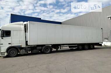 Рефрижератор полуприцеп Schmitz Cargobull SKO 24 2000 в 