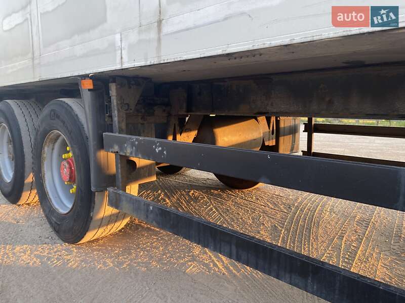 Рефрижератор полуприцеп Schmitz Cargobull SKO 24 1998 в Броварах